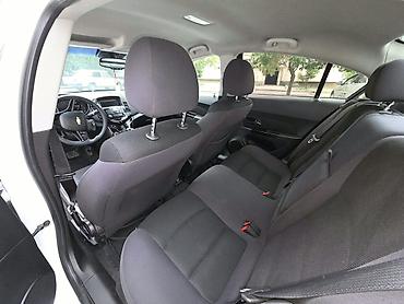qazel radiatoru: Chevrolet Cruze LT sedan - Kuzov: sedan, ağ rəng - Mühərrik: benzin - — 10