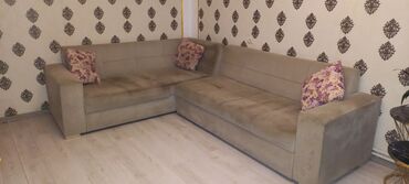 Divanlar: Künc divan, İşlənmiş, Açılan, Bazasız, Parça, Çatdırılma yoxdur