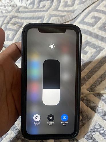 poco x1: IPhone XR, модель MT1D2LL/A, память 128 ГБ. Установлена iOS 17.1.2 — 5