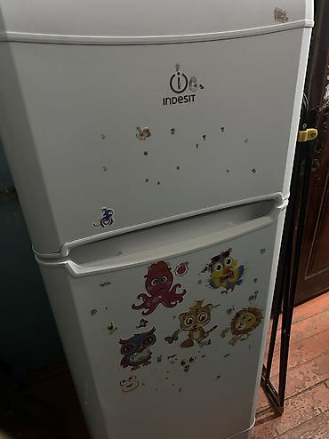 холодилик бу: Холодильник Indesit, Б/у, Двухкамерный — 1