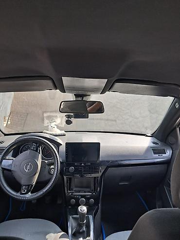 Opel: Opel Astra H – 5 qapılı hetçbek Xüsusiyyətlər: - Kuzov: 5 qapılı — 9