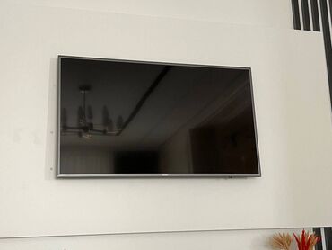 Televizorlar: Ideal veziyuetde hec bir problwmi yoxdur birbasa yootuba baglanir