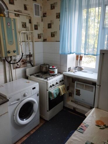Квартиры: 2 комнаты, 36 м², Хрущевка, 2 этаж, Косметический ремонт
