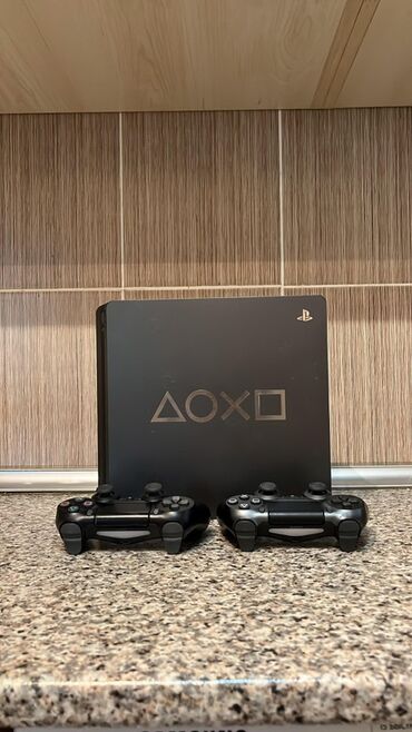 PS2 & PS1 (Sony PlayStation 2 & 1): 🔥 PlayStation 4 Slim — Days of Play Boz Edition (1TB) 🔥 Şəxsi istifadə