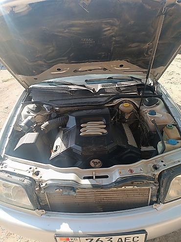 мерс 124 500: Audi A6: 1995 г., 2.6 л, Механика, Бензин, Седан — 5
