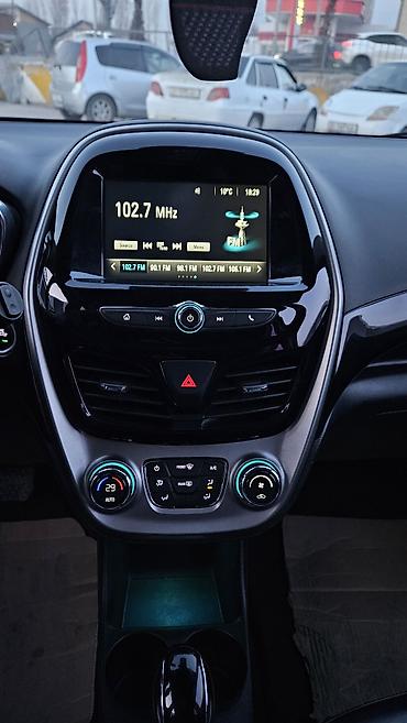 Chevrolet: Chevrolet Spark: 2016 г., 1 л, Автомат, Бензин, Хэтчбэк — 5