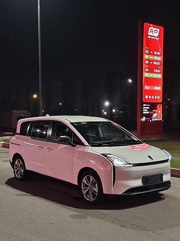 FAW: FAW Besturn B50: 2023 г., 0.1 л, Автомат, Электромобиль, Минивэн — 1