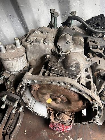 на жетту: Өткөргүч кутусу Автомат Volkswagen 2004 г., Колдонулган, Оригинал — 1