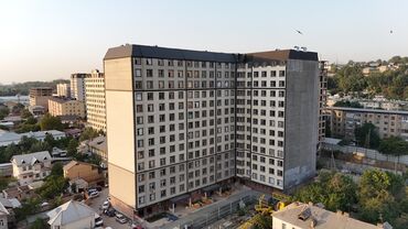снят дом на длительный срок: 2 бөлмө, 72 кв. м, Элитка, 12 кабат, Дизайнердик ремонт