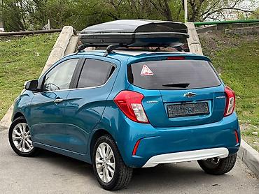 Транспорт: Chevrolet Spark: 2018 г., 1 л, Вариатор, Бензин, Хэтчбэк — 4