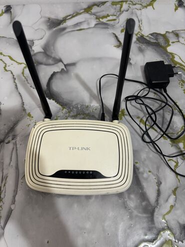vr box бишкек: Продаю роутер 500 сом самовывоз с ж-м Кок-Жар