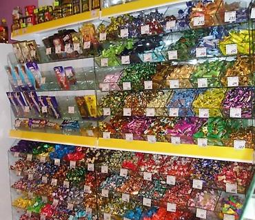 шоколадный фонтан: Продаётся стеклянная полка для конфет и печенья. если полностью — 2