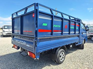 1000: Hyundai Porter, 2020 год Ключевые особенности: - Двигатель 2.5 CRDi — 5