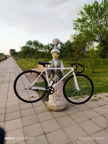 Городские велосипеды: Городской велосипед, Рама M (156 - 178 см), Б/у