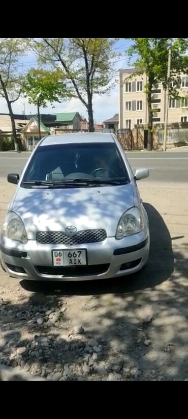 Toyota: Toyota Yaris: 2005 г., 1 л, Робот, Бензин, Седан