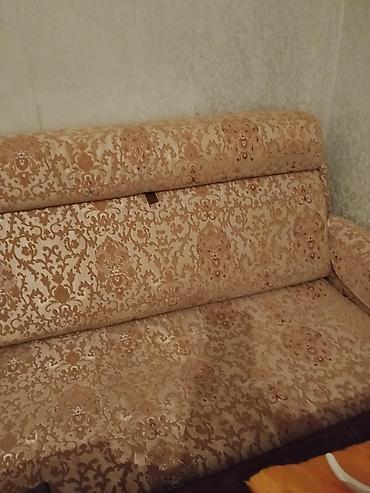2 el mebel: 2 ədəd kreslo 1 eded divan. Razılaşma yolu ilə — 2