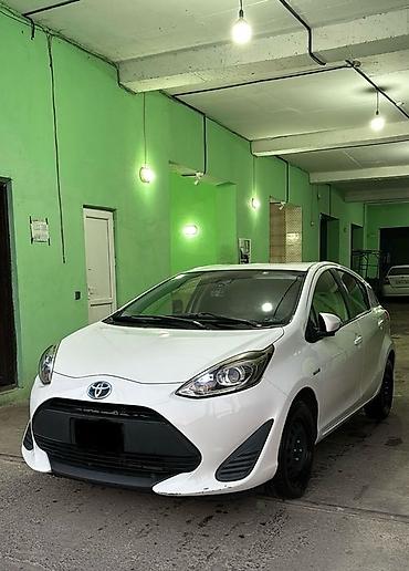 depozit masin: Toyota Aqua Arendaya verilir Taxi ucun buraxilis kart Depozit var — 1