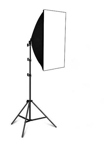small rig: Софтбокс 50x70 см 2 штук. В комплекте штатив, сумка. Внутри софтбокс — 2