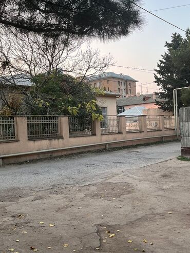 Köhnə tikili: Bakı, Binə, 5 otaqlı, Köhnə tikili, m. Koroğlu, 130 kv. m — 1