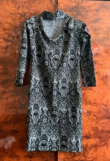 Ziyafət donları: Bu geyim qadınlar üçün nəzərdə tutulmuş müxtəlif üslublu iki paltardan -da lalafo.az — 19 Ziyafət donları: Bu geyim qadınlar üçün nəzərdə tutulmuş müxtəlif üslublu iki paltardan — 19