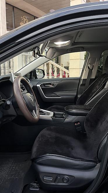 Toyota: Toyota RAV4: 2020 г., 2.5 л, Бензин, Кроссовер at lalafo.kg — 7 Toyota: Toyota RAV4: 2020 г., 2.5 л, Бензин, Кроссовер — 7