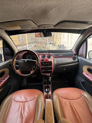 Другие автомобили: Компактный городской хэтчбек серебристого цвета. Характеристики и — 2