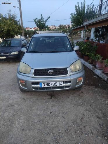 Toyota RAV4: 2 l. | 2000 έ. SUV/4x4