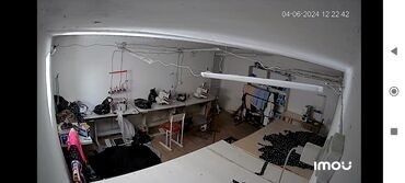 Офисы: Кок-Жар ж/м Сдается помещения под швейный цех с оборудованием Этаж