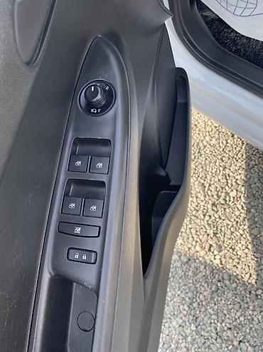 Chevrolet: Chevrolet Spark: 2019 г., 1 л, Вариатор, Бензин, Хэтчбэк — 11