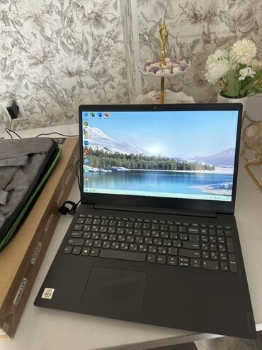 i3 1005g1: Ноутбук, Lenovo, 15.6 "