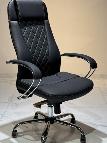 Офисные кресла: Офисное кресло, Новый, С колесиками, цвет - Черный, Экокожа, Бесплатная доставка — 7