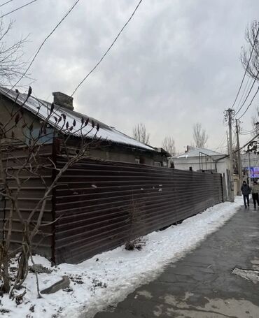 офис в оше: Сдаю на первой линии на ахунбаева/ юнусалиева 2сотки дом без ремонта