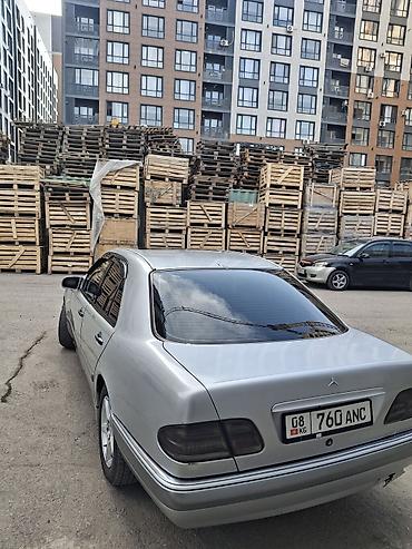 Mercedes-Benz: Mercedes-Benz E-Class: 1998 г., 2.6 л, Ручные, Бензин, Седан — 3