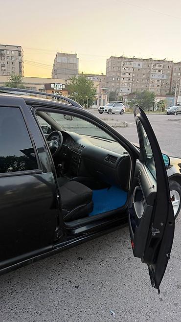 vw bora: Volkswagen Golf: 2000 г., 2 л, Механика, Бензин, Универсал — 8