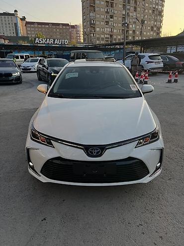 sprinter 2 2: Toyota Corolla: 2021 г., 1.8 л, Автомат, Гибрид, Седан — 1