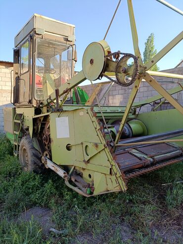 Комбайны: Срочно продаю или меняю Кормоуборочный Комбайн Е-281 FortschritДве