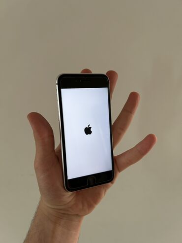 Apple iPhone: IPhone 8, 64 ГБ, Белый