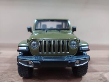 вазы для фруктов и конфет: Motormax Jeep 1 24