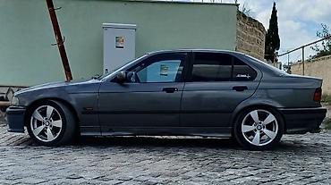 amg disqi: Salam. 138 style R17 paket disklər satılır. çatsız svarkasiz. təkərlər — 2