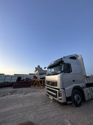 трактор юмз эксковатор: Сүйрөгүч, Volvo, 2012 г., Борттук