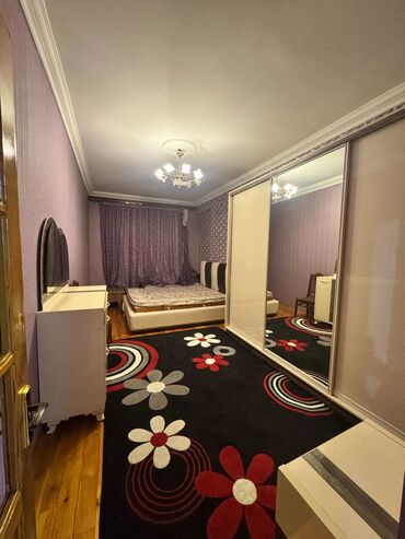 Uzunmüddətli kirayə mənzillər: 8 noyabr metrosun düz yaninda yeni tikili 16/7 mertebe 3 otaqli herbir