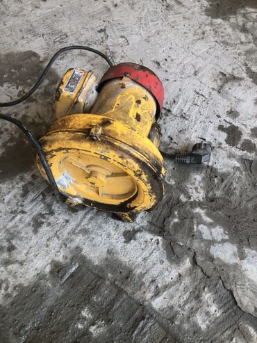 Bağ və bostan üçün digər məhsullar: Nasos, İstilik radiatorları üçün, quraşdırılma Sualtı, İşlənmiş