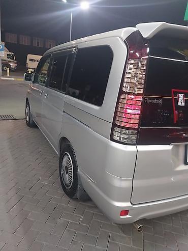 первого поколения: Honda Stepwgn: 2004 г., Бензин, Минивэн — 10