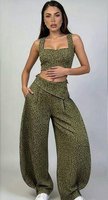 Kompleti: 🔥Dvodelni ženski komplet sa leopard dezenom
✅3200 din 
✅S M L — 4