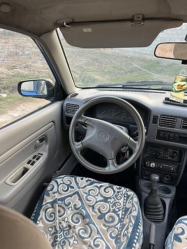 Mazda: Mazda Demio: 1998 г., 1.3 л, Ручные, Бензин, Хэтчбэк — 2