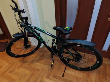 salcano velosiped qiymetleri: İşlənmiş Şəhər velosipedi Adidas, 26", sürətlərin sayı: 7, Ünvandan götürmə