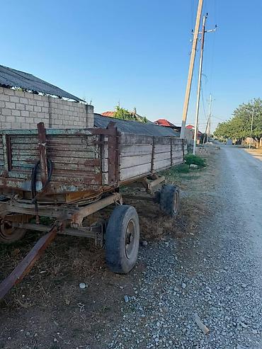 qoşqusu olan avtomobil: T40 traxtor satılır 2 dənə lapet birdə çala çıxaranla birlikdə traxdor — 2