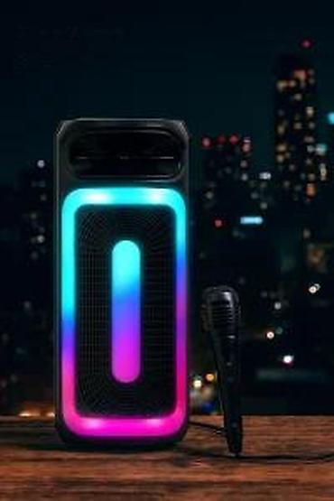 slikar tapi: Bluetooth karaoke zvučnik CS-8804 sa LED osvetljenjem i mikrofonom - — 3