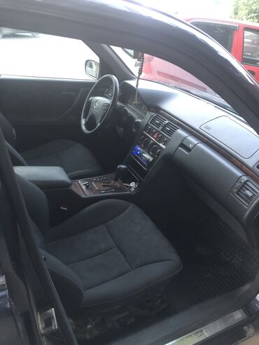 Частная аренда авто: Сдаются в аренду и прокат машины с водителем и без водителя. Машины — 14