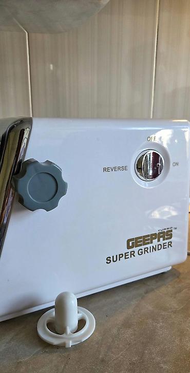 Mətbəx texnikası: Geepas Turbo Super Grinder elektrik ətçəkən maşın - Güclü elektrik — 2